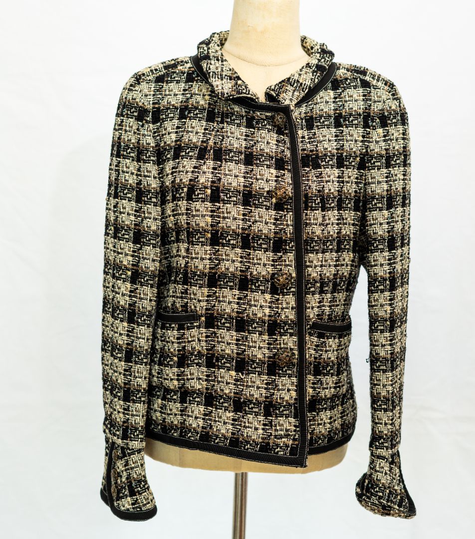 Chanel Black/Beige Tweed Jacket