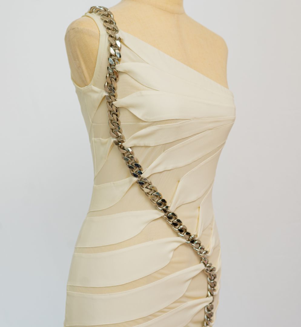 Tom Ford white dress panelled with silver chain detail - BOPF | Business of Preloved Fashion Tom Ford white dress panelled with silver chain detail - BOPF | Business of Preloved Fashion