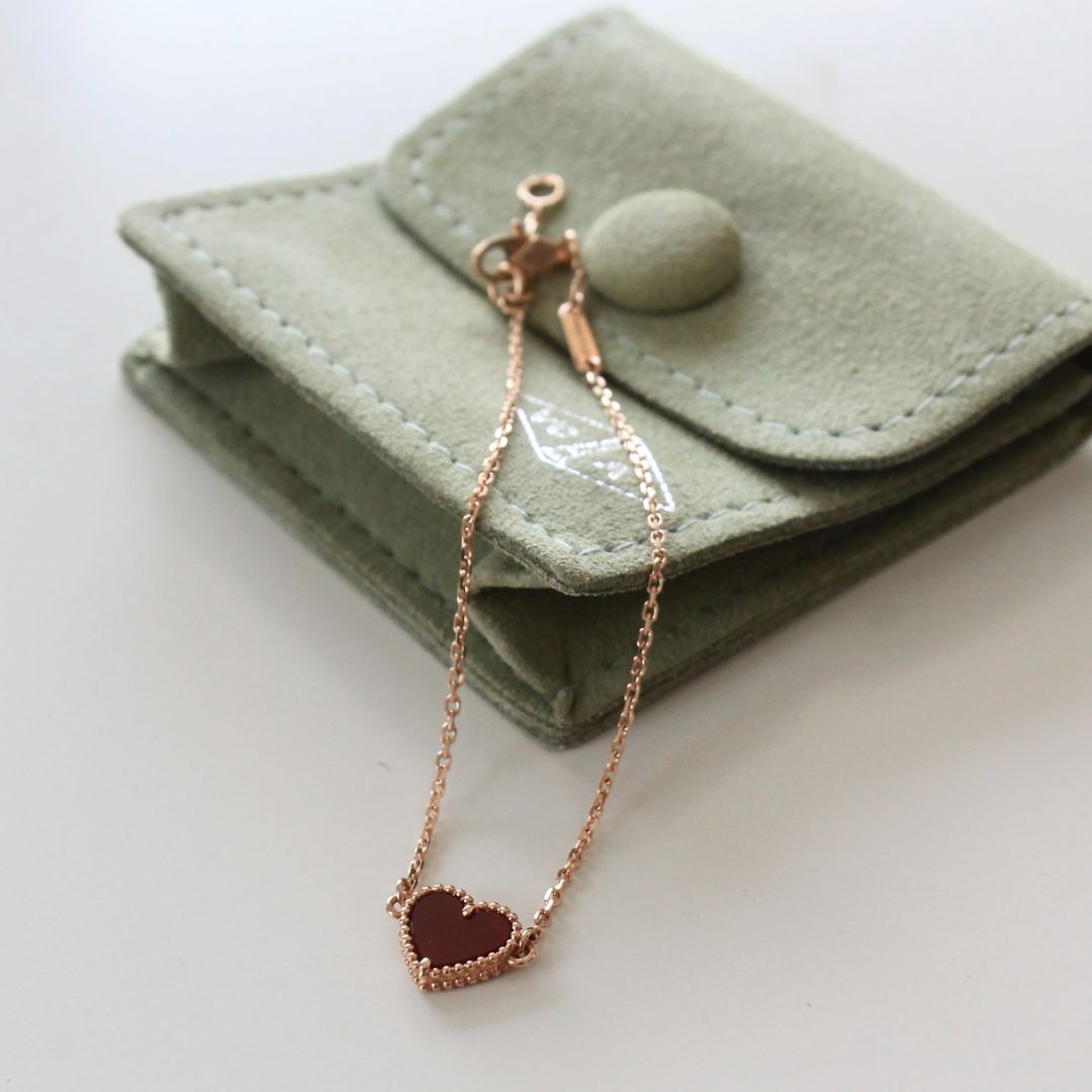 Van Cleef & Arpels Sweet Alhambra Carnelian Heart 18K Rose Gold Bracelet