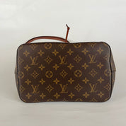 Louis Vuitton's Noé Noé  MM caramel bucket bag
