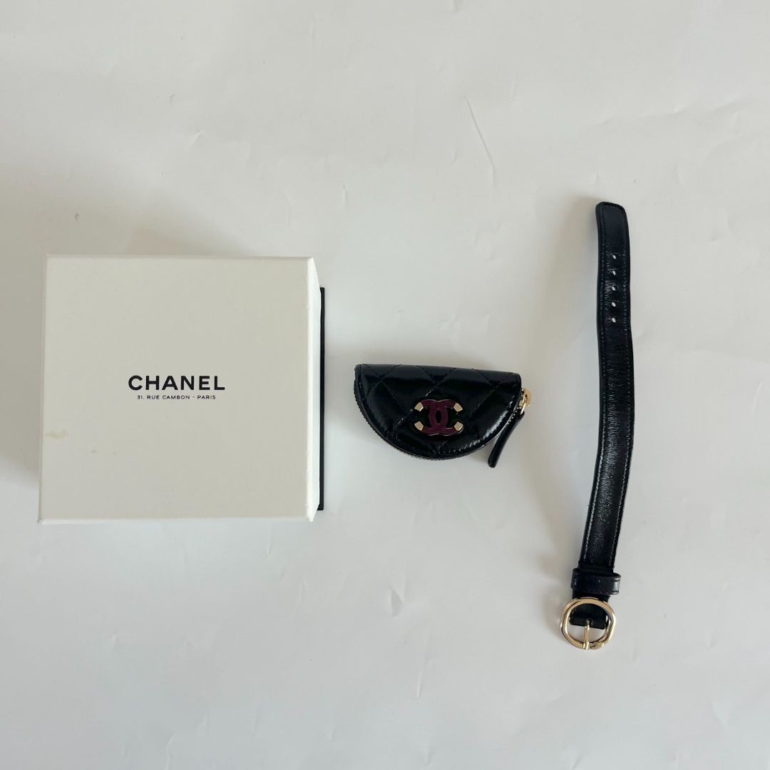 Chanel 2020 Coin Purse Bracelet Wrist Wallet in black leather