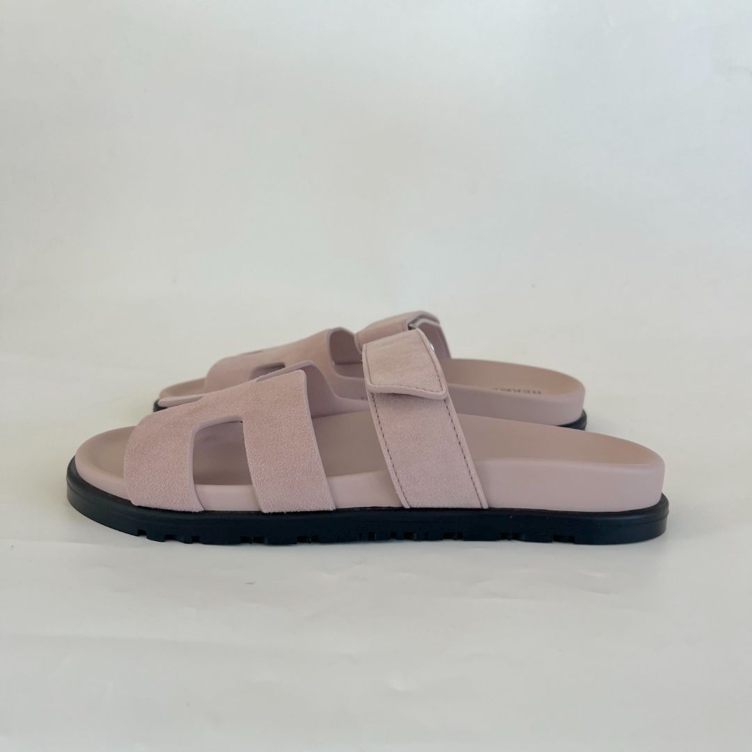 Hermès Chypre suede rose porcelain sandals, 37