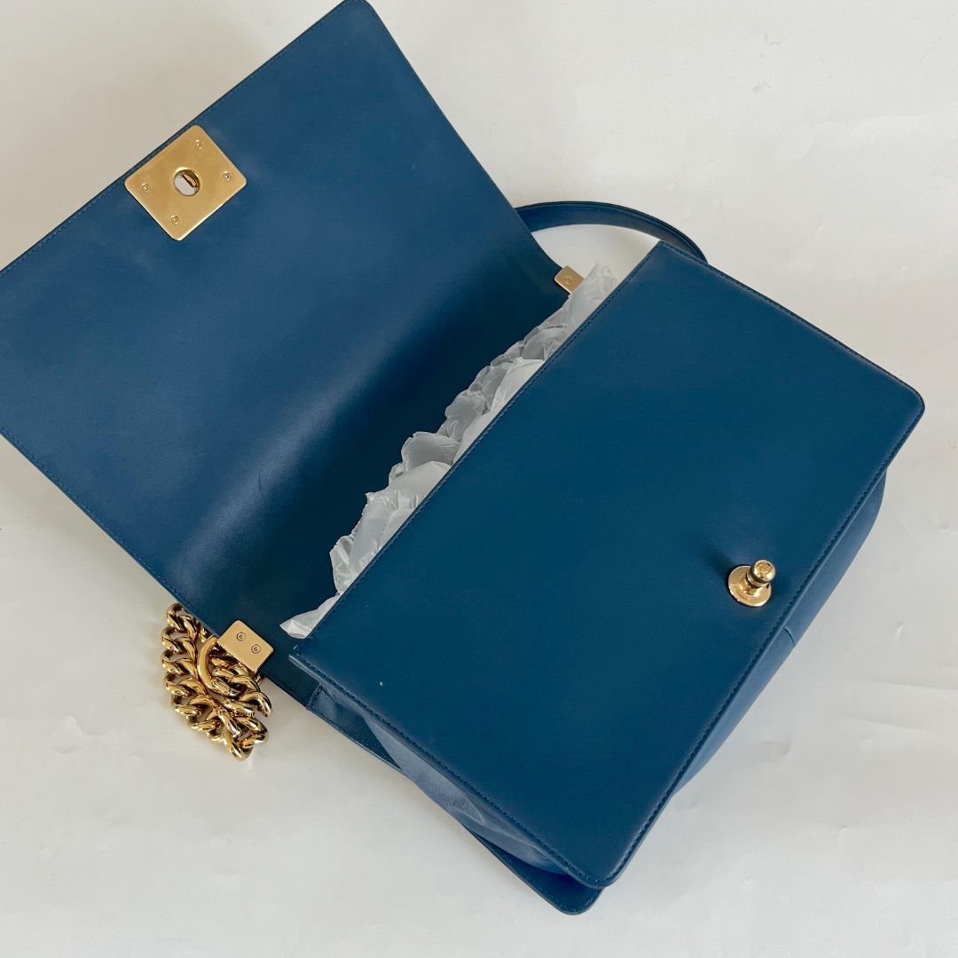 Chanel blue chevron quilted new medium le boy bag - BOPF