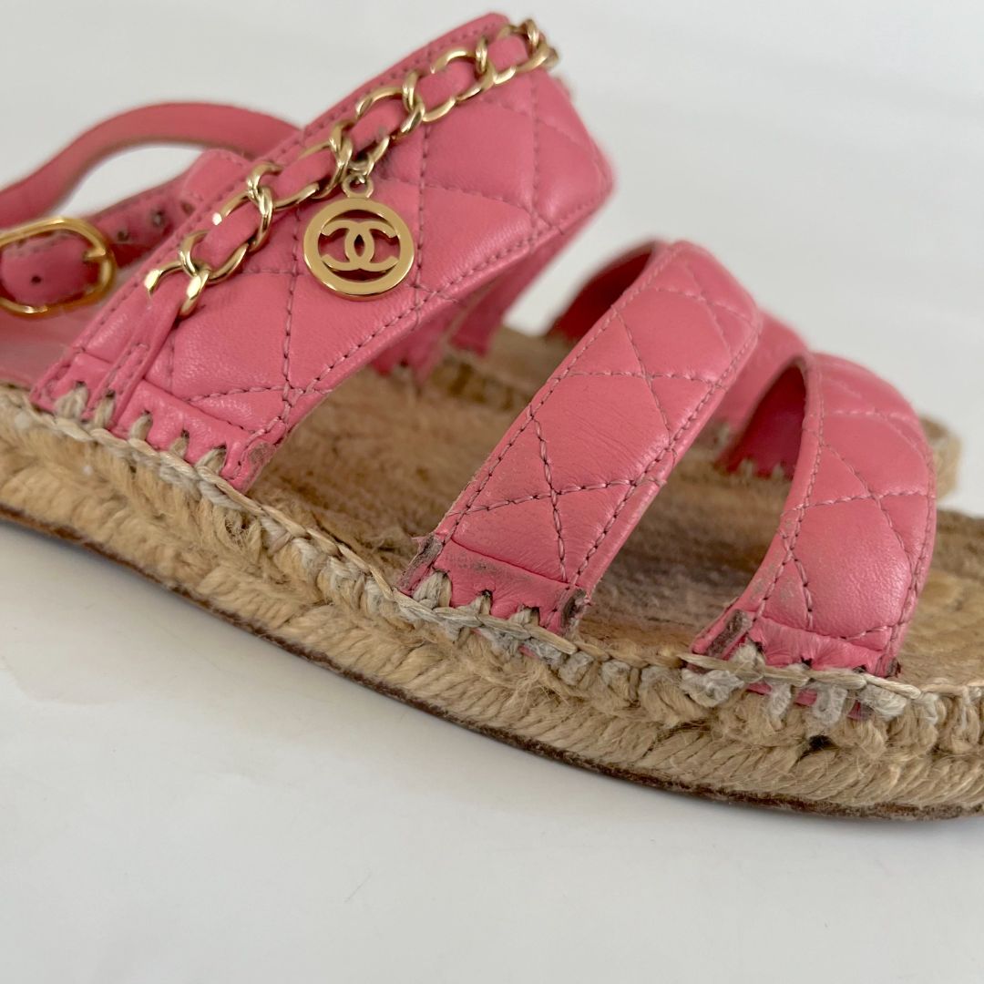 Chanel pink quilted lambskin leather leather scrappy sandal, 38