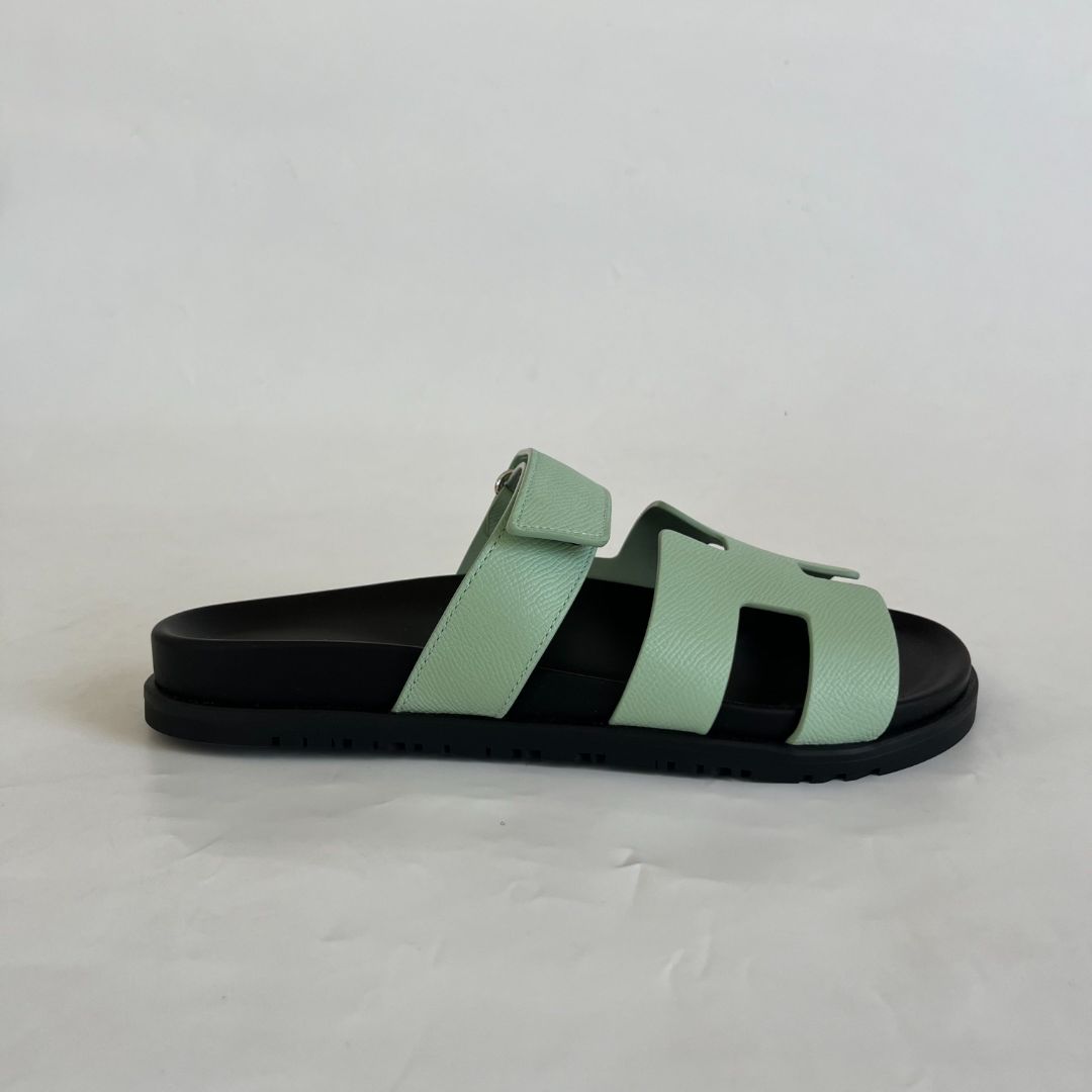 Hermès Chypre Vert Jade Epsom Leather Sandals, 37