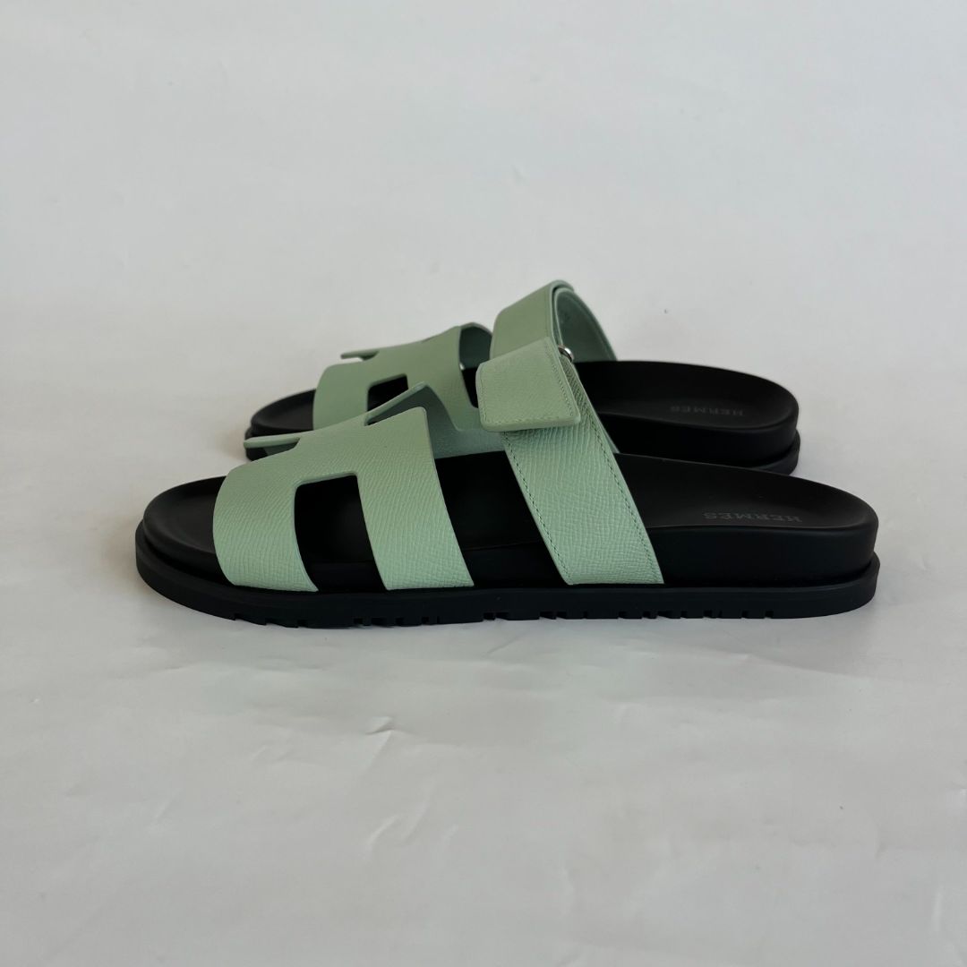 Hermès Chypre Vert Jade Epsom Leather Sandals, 38