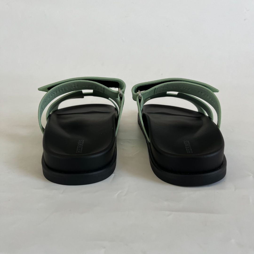 Hermès Chypre Vert Jade Epsom Leather Sandals, 37