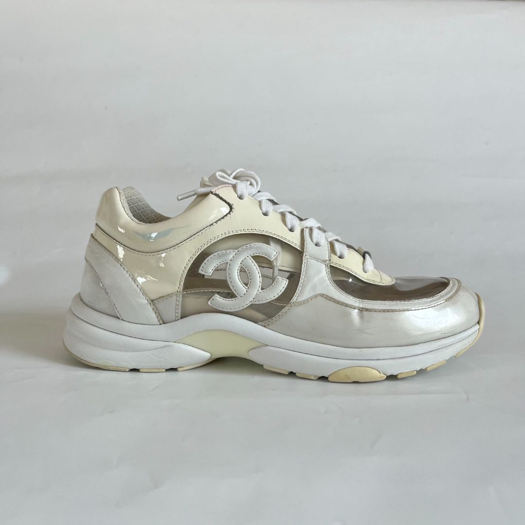Chanel white patent leather and PVC low top sneakers, 39