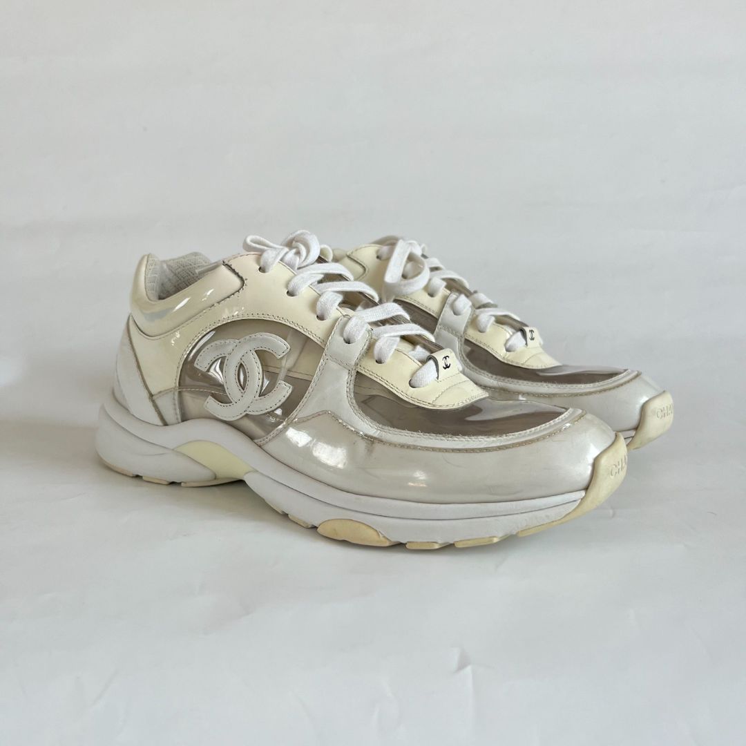 Chanel white patent leather and PVC low top sneakers, 39 - BOPF