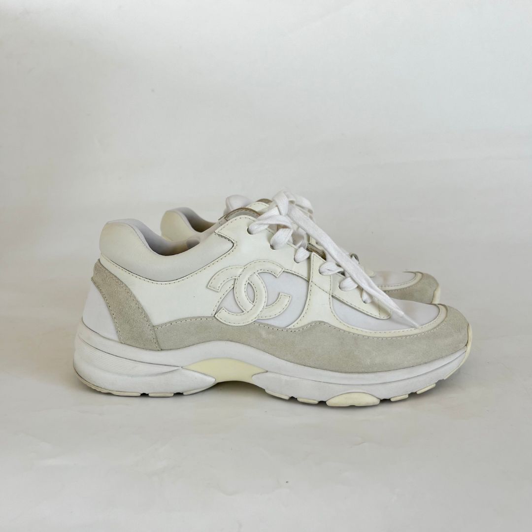 Chanel  White suede and leather low top CC sneakers, 38
