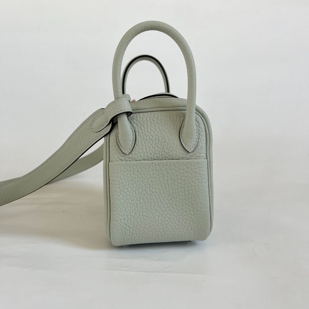 Hermès Mini Lindy Gris Neve Cuir Taurillon Clémence Palladium Finish Bag