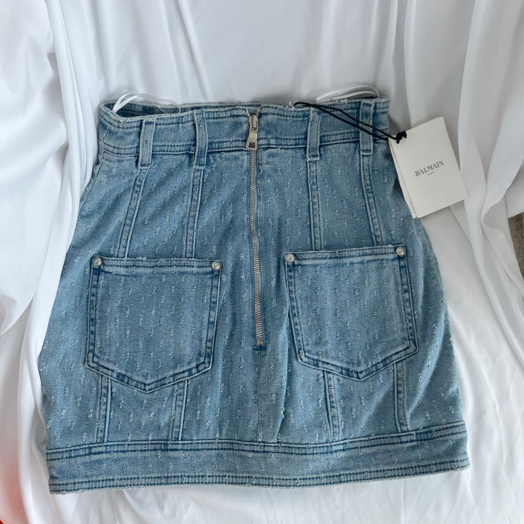 Balmain blue denim mini skirt with pockets and buttons