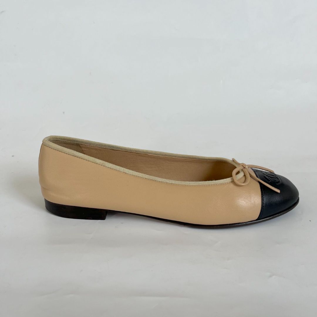 Chanel nude flats hot sale