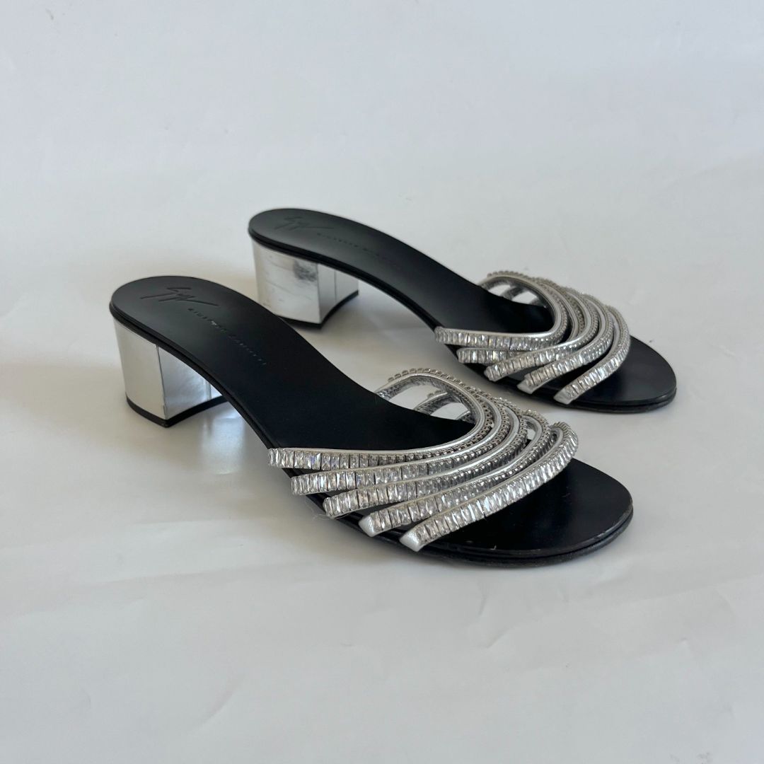 Giuseppe Zanotti silver leather with crystals open-toe sandals, 39