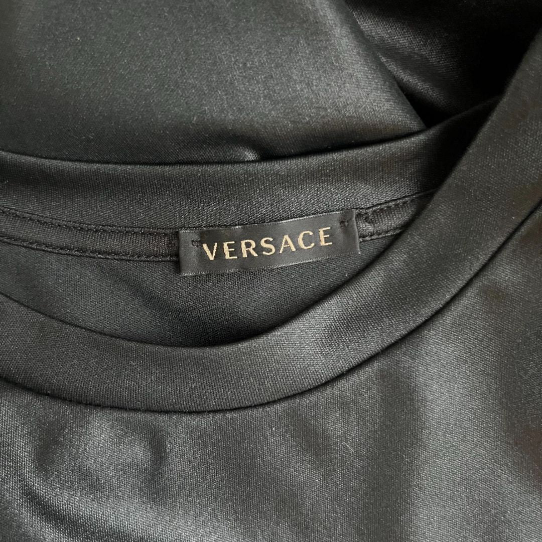 Versace 90s Vintage logo black T-shirt
