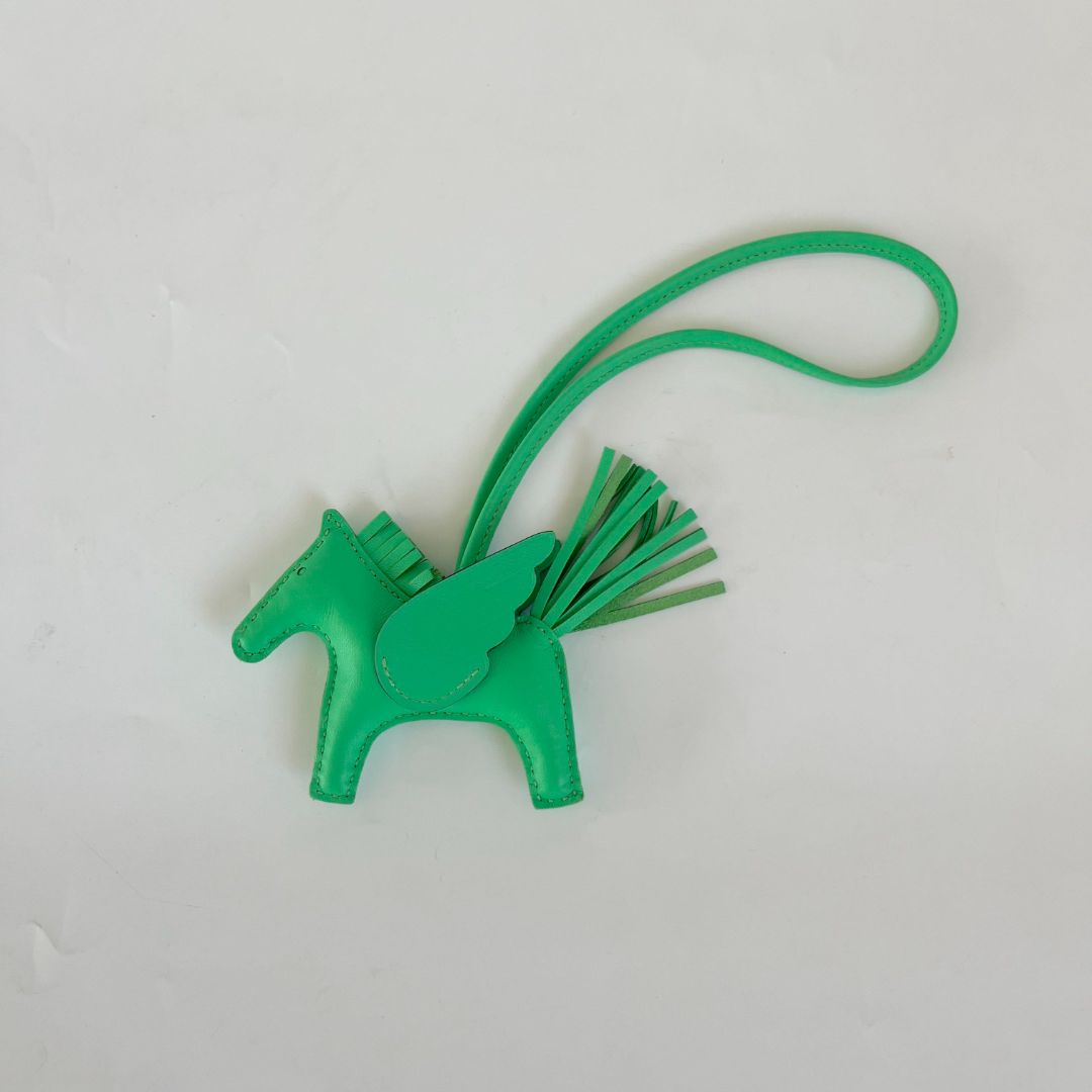 Hermès Rodeo Pegasus Vert comic pegasse rodeo charm