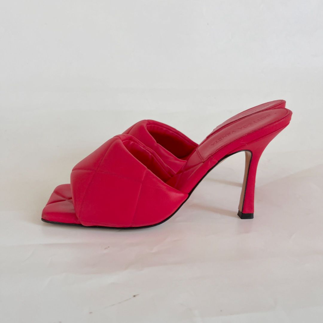 Bottega Veneta Red Quilted Square Toe Heels, 37
