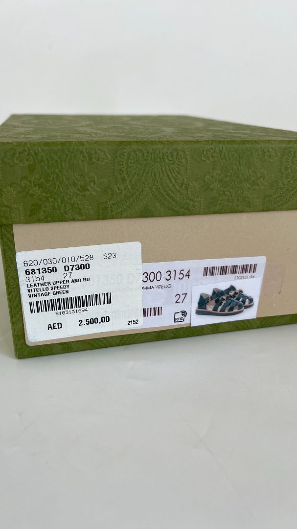 Gucci Green Leather Horsebit Sandals Children, size 27