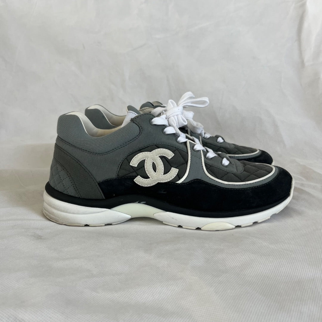Chanel Tricolor Quilted Suede and Fabric CC Low Top Sneaker Shoes, 43