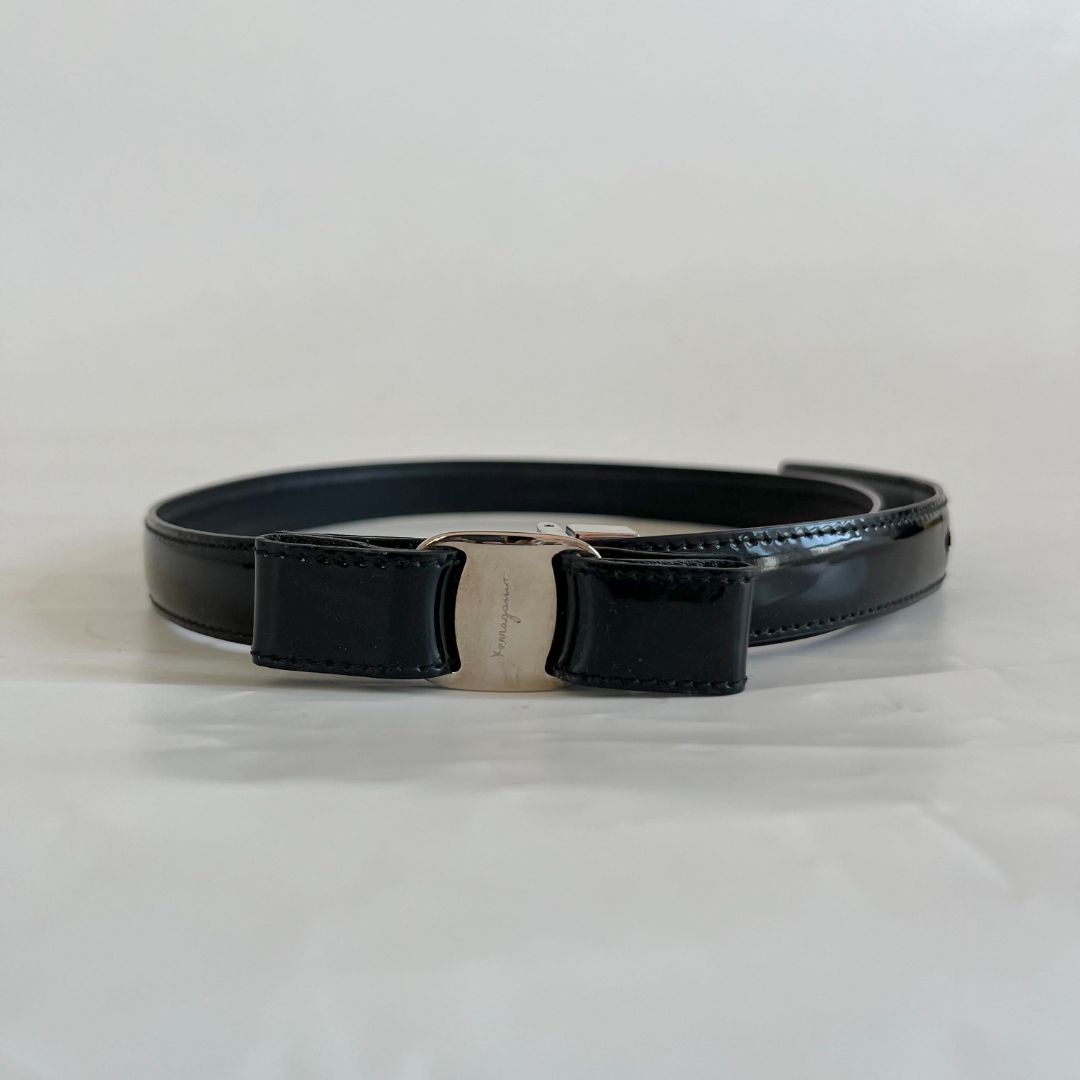 Salvatore Ferragamo viva black patent leather belt