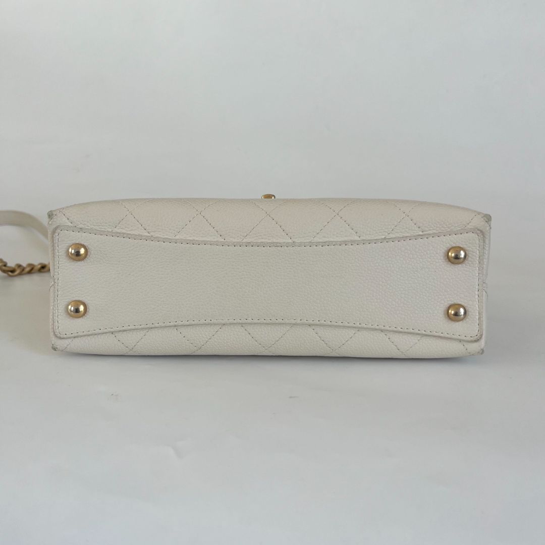 Chanel White Quilted Caviar Leather Medium Chic Affinity Flap Bag