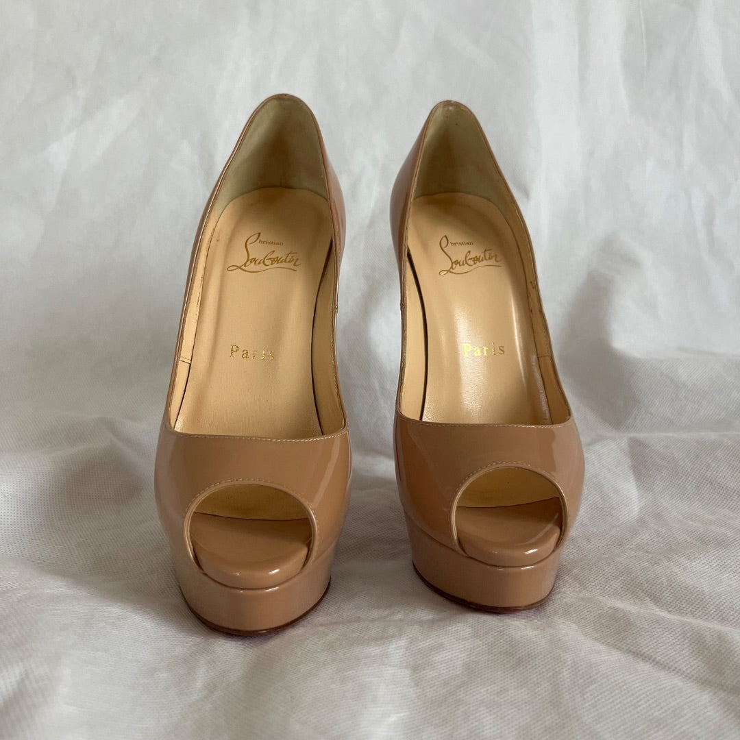 Christian Louboutin nude patent leather platform peep toe pump