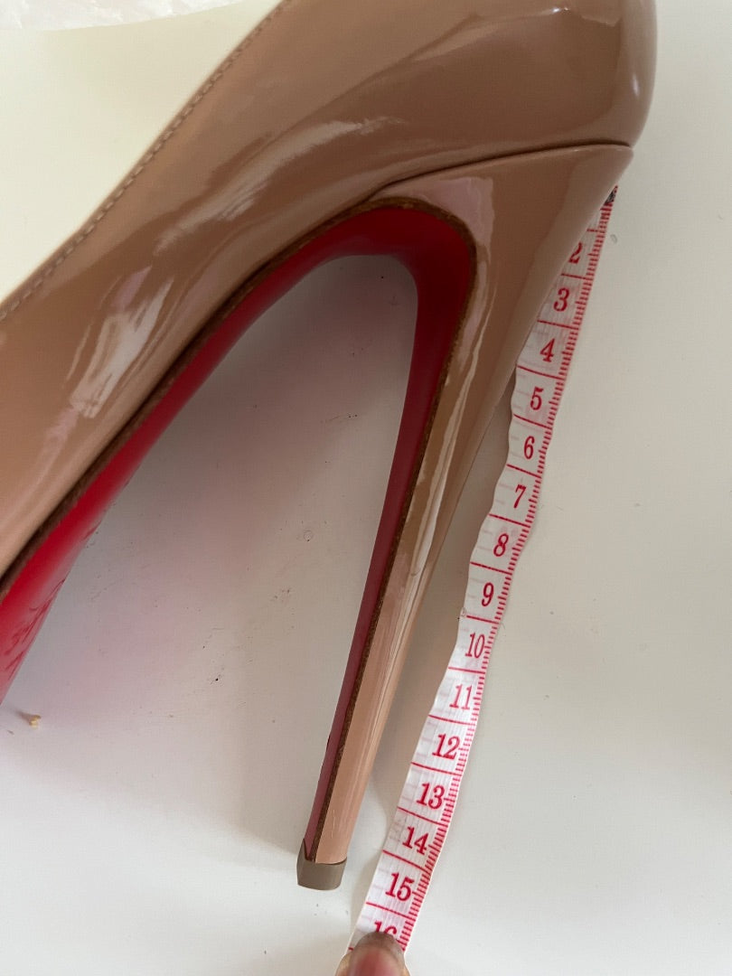 Christian Louboutin nude patent leather platform peep toe pump