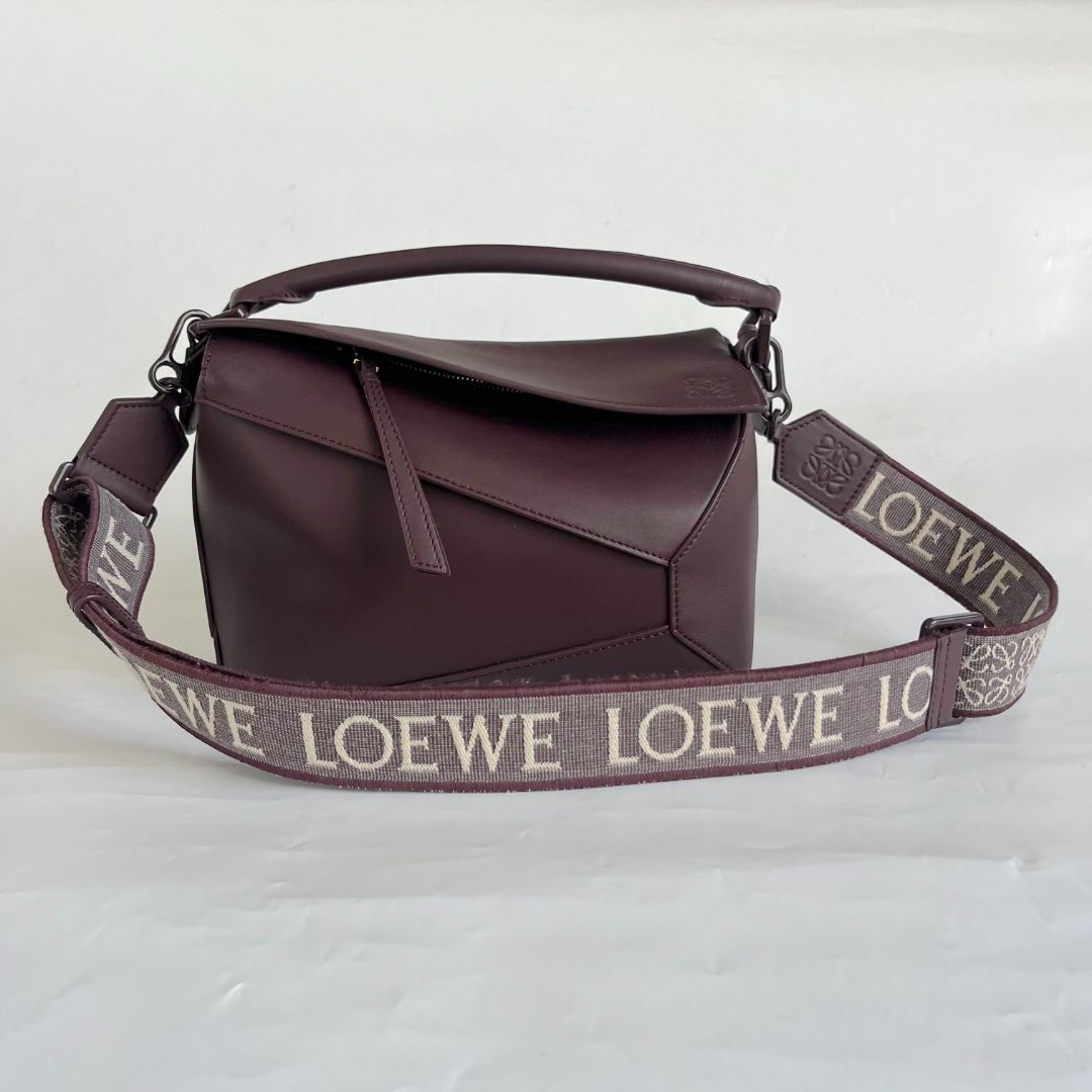 Loewe Small Puzzle Bag in Classic Calfskin