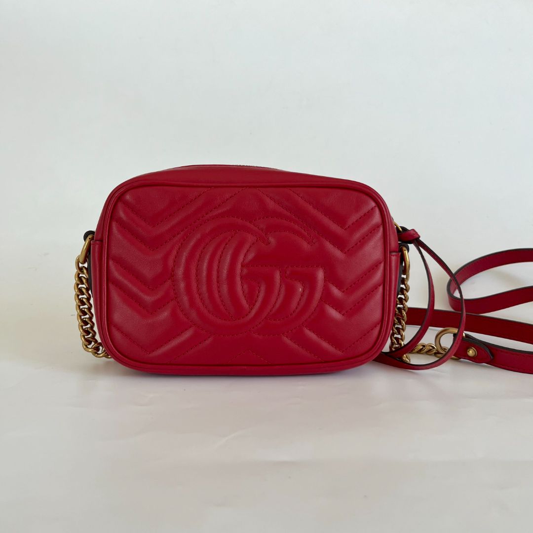 Gucci  GG Marmont Mini crossbody red bag