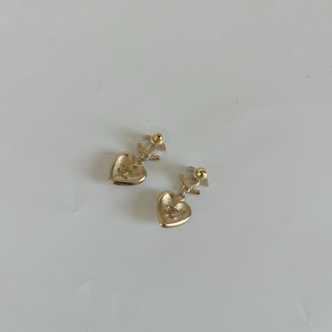 Chanel light gold heart drop earrings with crystal