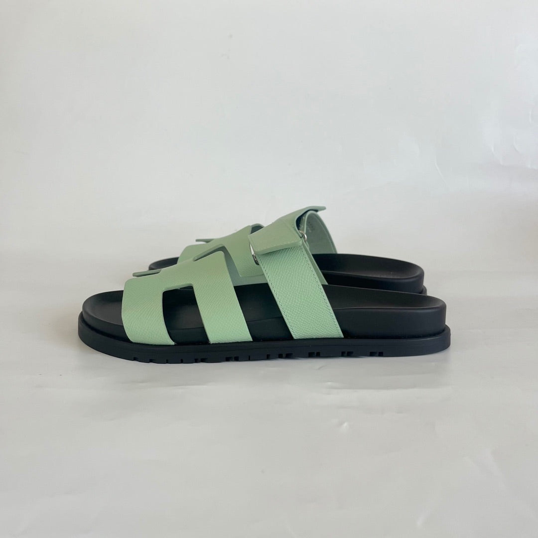 Hermès Chypre Vert Jade Epsom Leather Sandals, 39