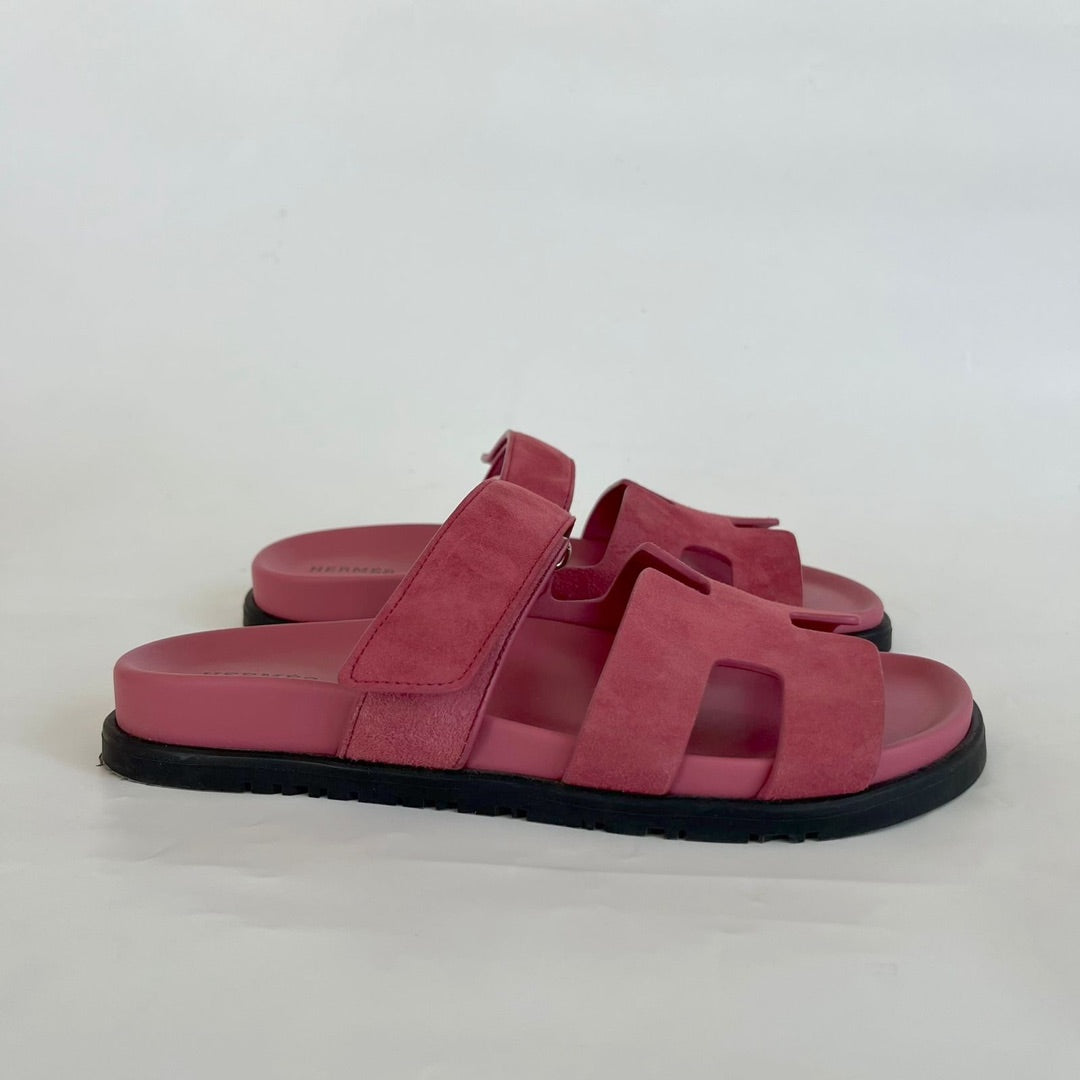 Hermès pink suede chypre sandals, 38