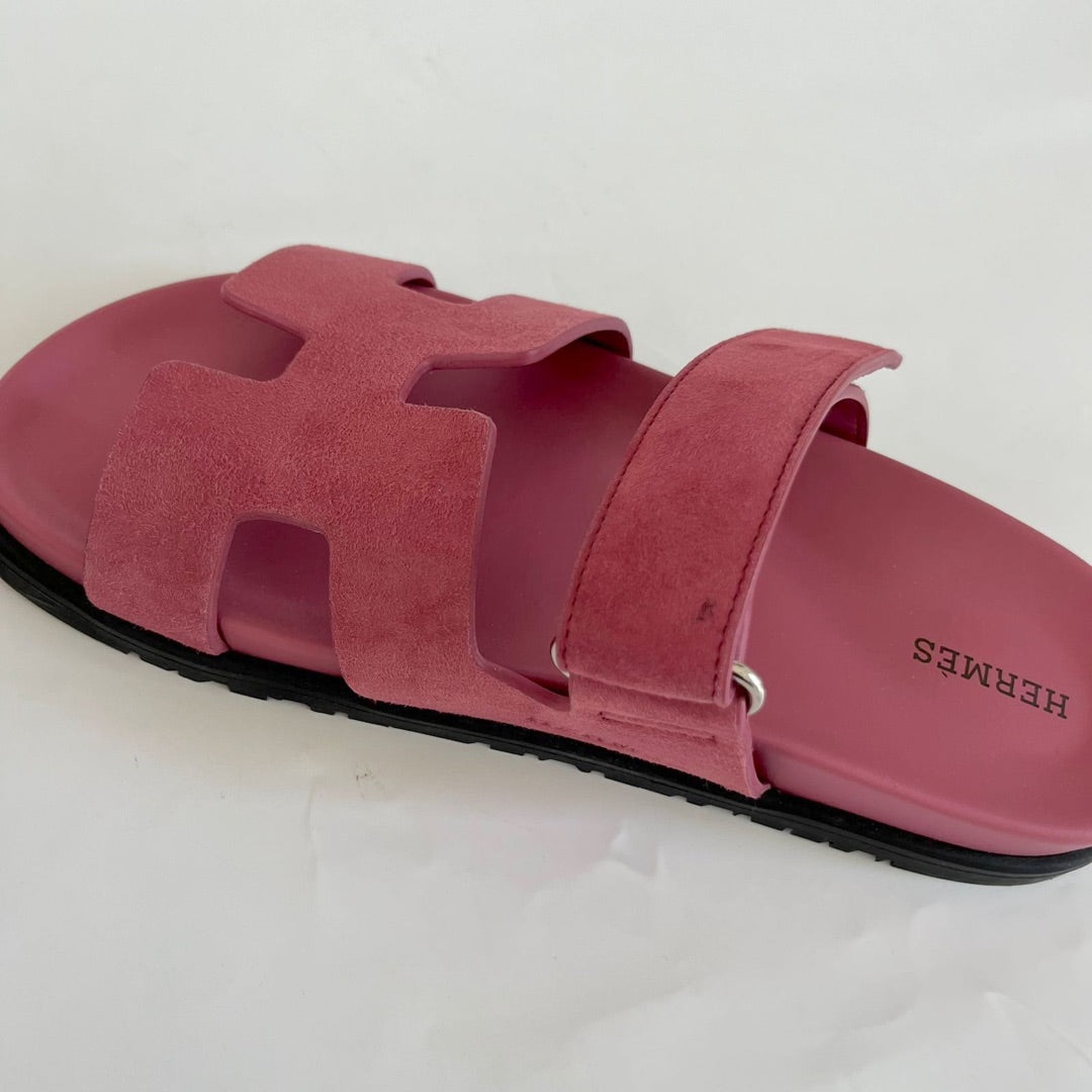 Hermès pink suede chypre sandals, 38