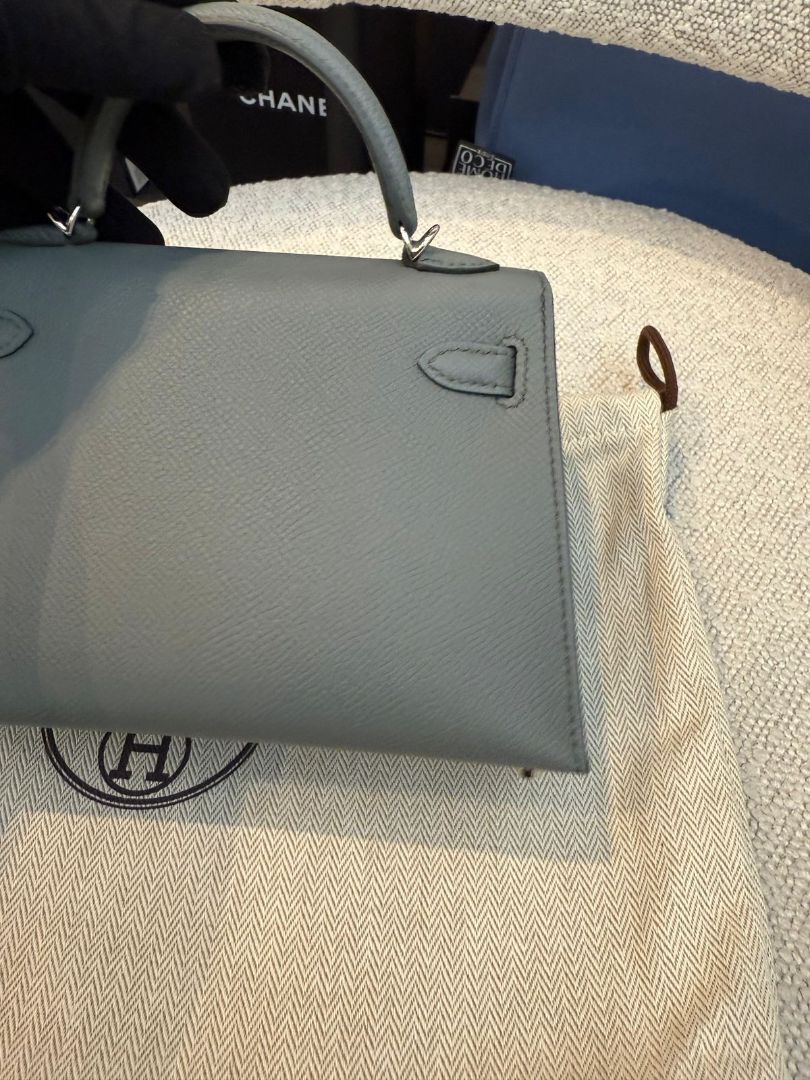 Hermès Mini Kelly II in Epsom Vert Amande with Electrum Hardware