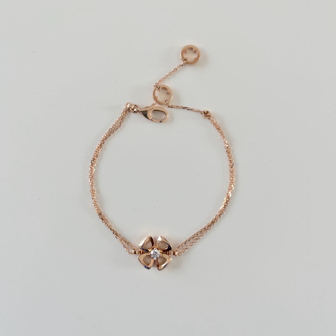 Bvlgari Fiorever 18 kt rose gold bracelet with diamond