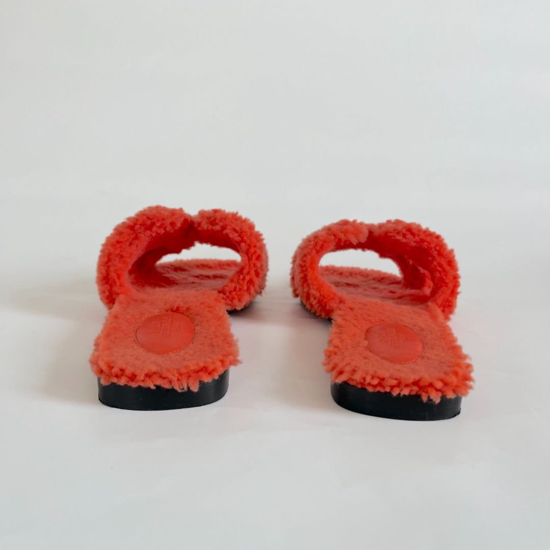Hermes shearling orange oran sandals, 39