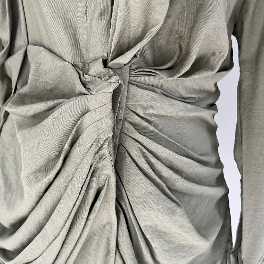 Jacquemus La Robe Bahia Dress in Viscose - BOPF | Business of Preloved Fashion Jacquemus La Robe Bahia Dress in Viscose - BOPF | Business of Preloved Fashion