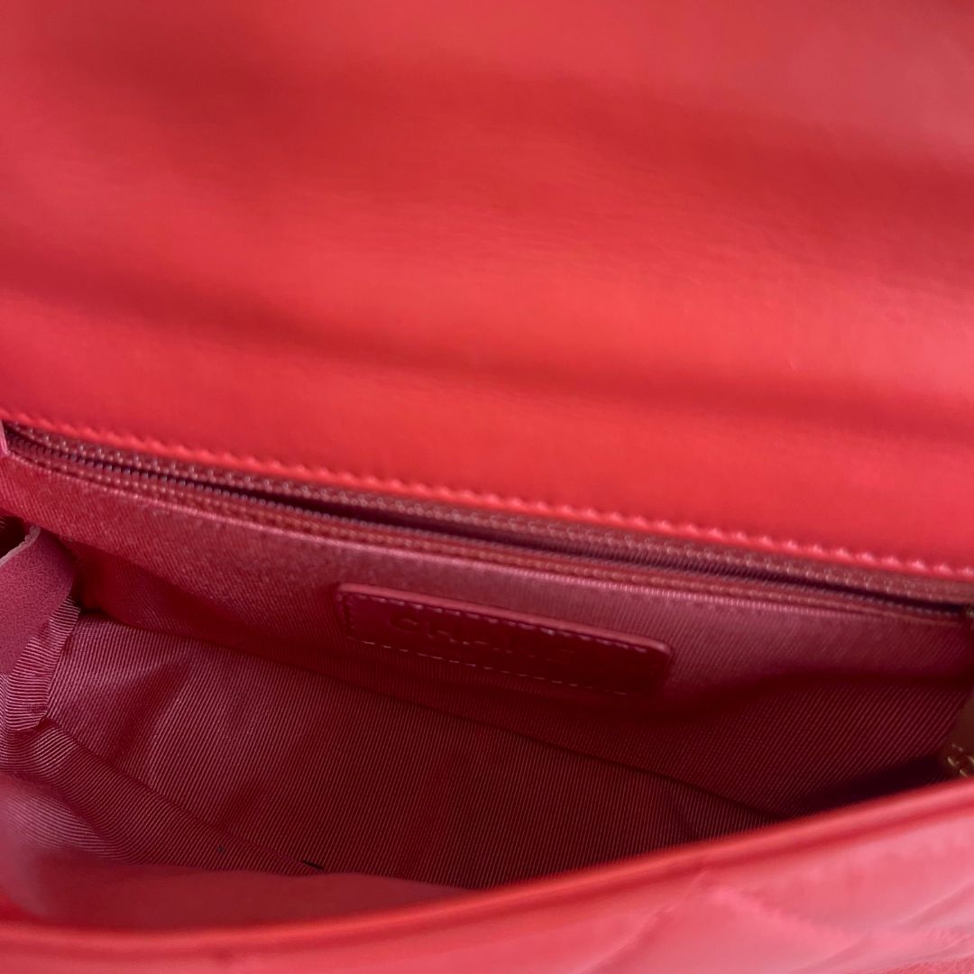 Chanel 2019 Quilted Leather Flap Belt Bag ( Runway Collection)