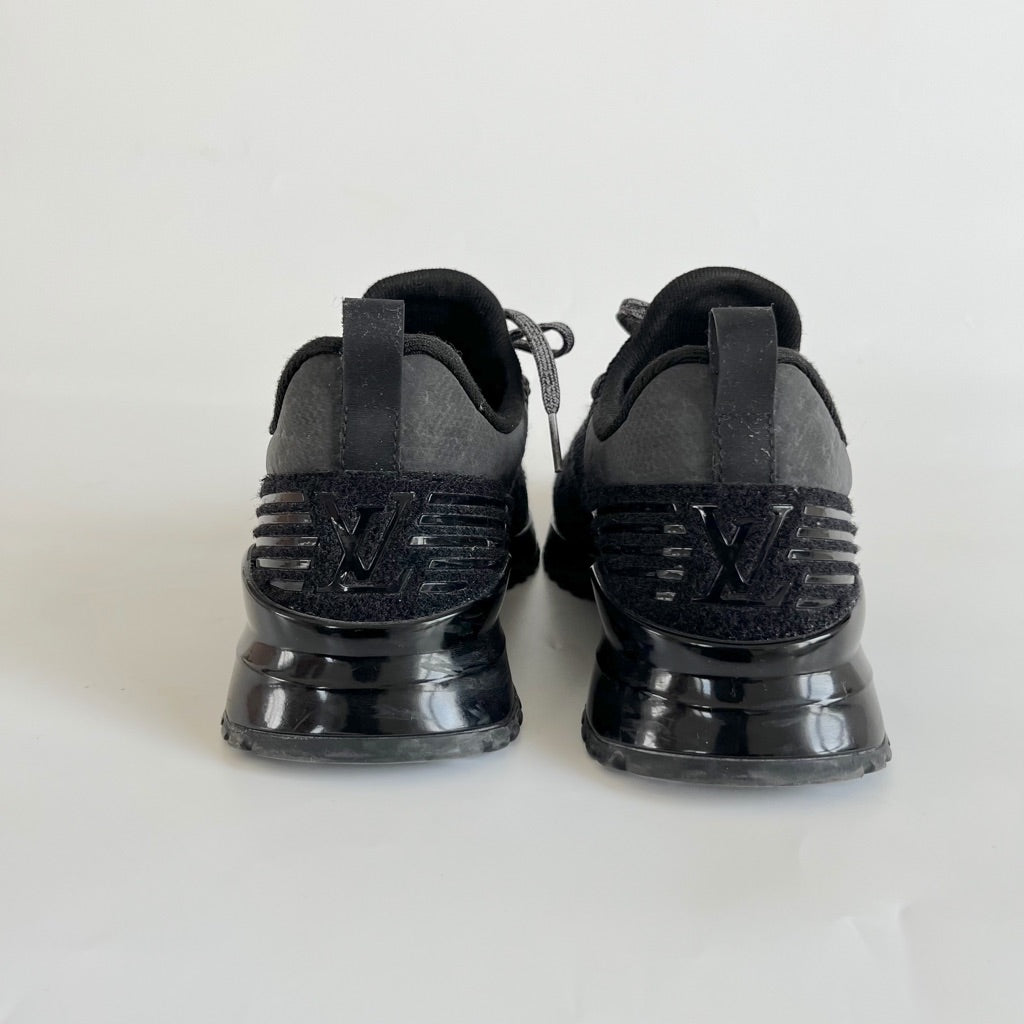 Louis Vuitton Black Knit Fabric VNR New Runner Low Top Sneakers Size 43 Louis  Vuitton