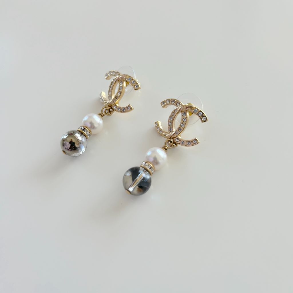 Chanel CC faux pearl crystal drop earrings - BOPF