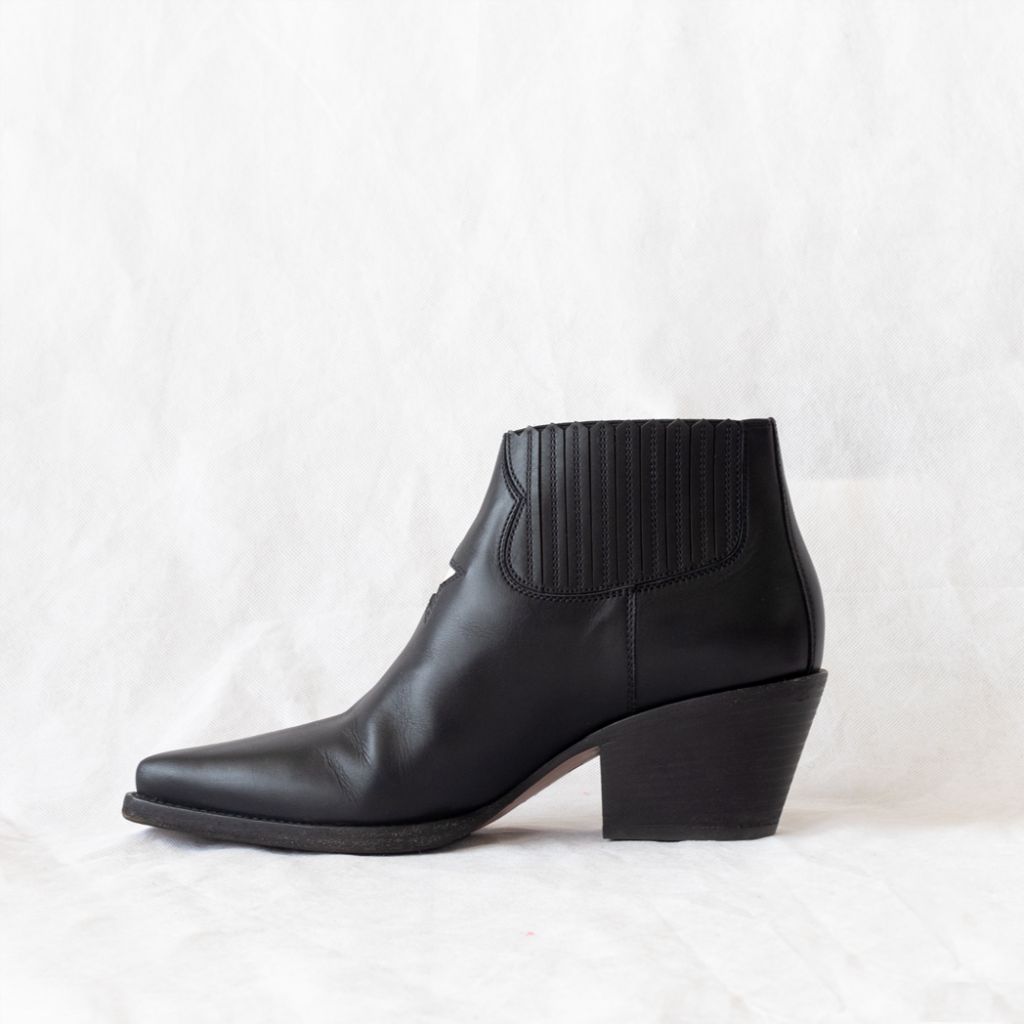 Christian Dior 'L.A.' ankle boot, 38
