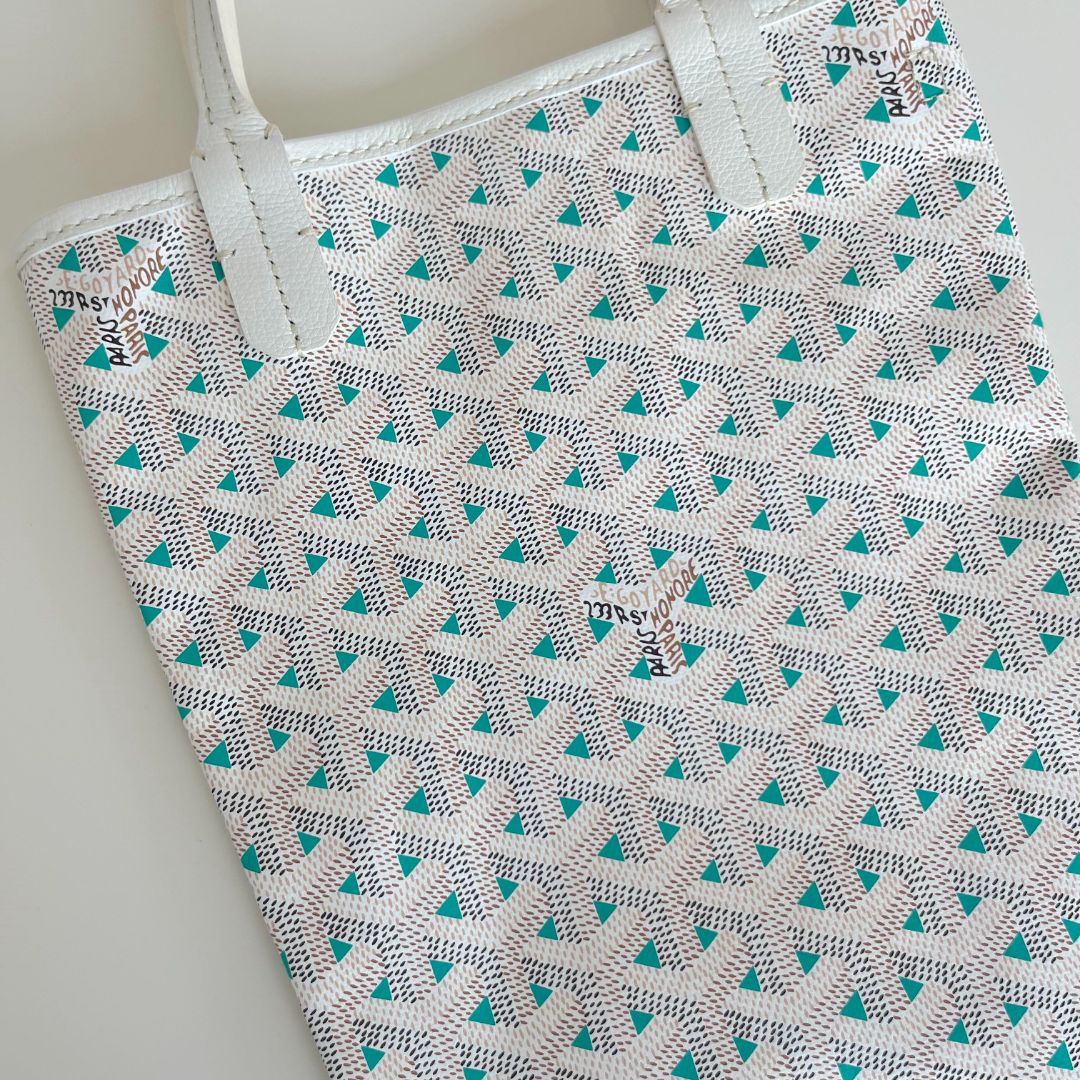 Goyard White and Blue Goyardine Canvas & Chevroches Calfskin Poitiers Claire-Voie Bag