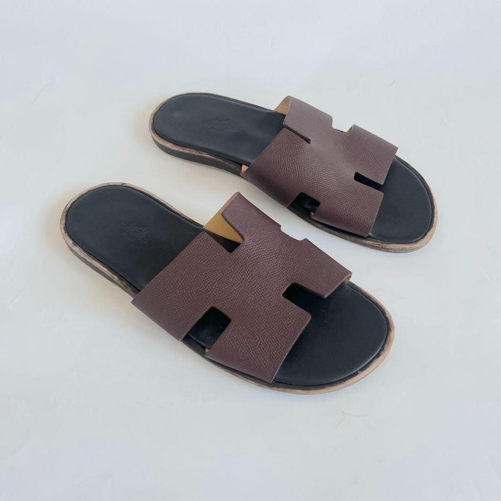 Hermes burgundy leather Izmir slip on slides, 40