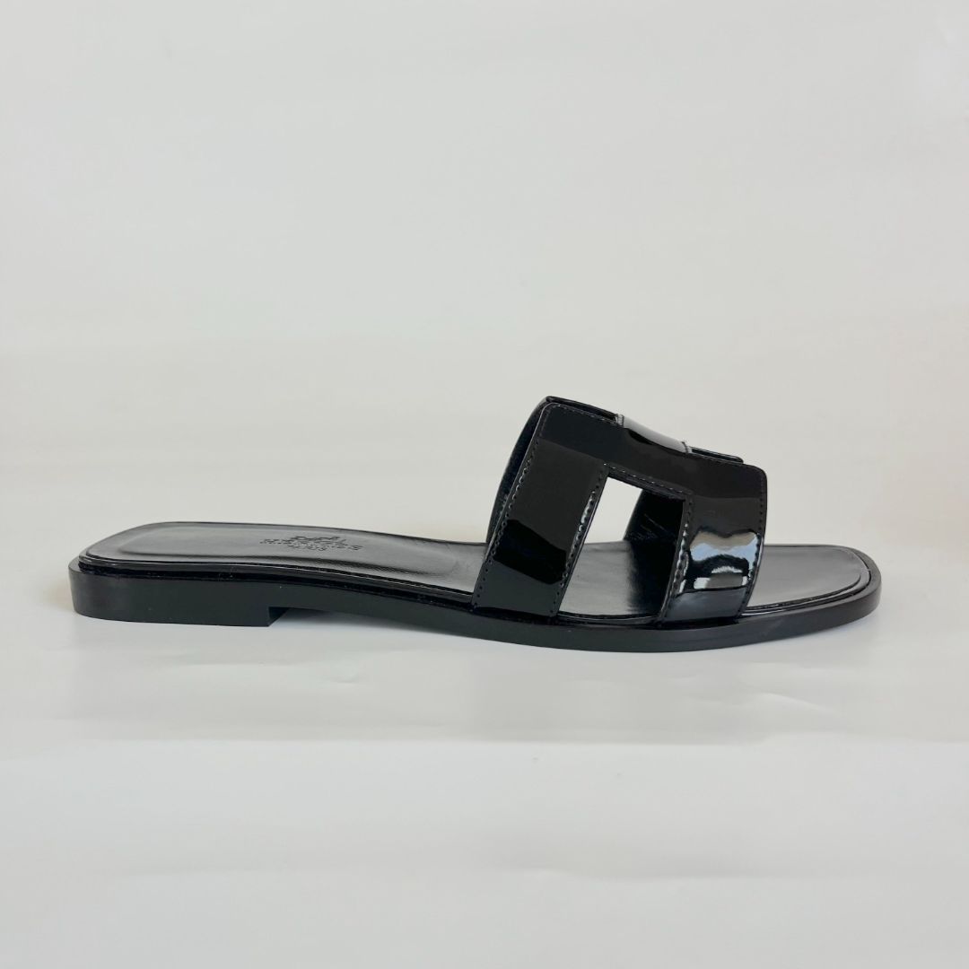 Hermes oran black outlet patent