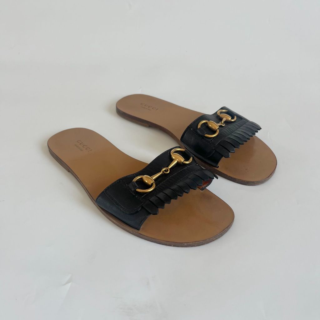 Gucci black leather fringe slides with gold horsebit, 38
