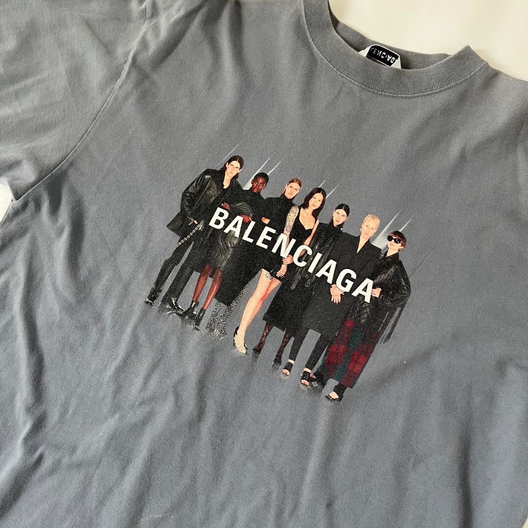 Balenciaga Real Balenciaga Family photo t shirt