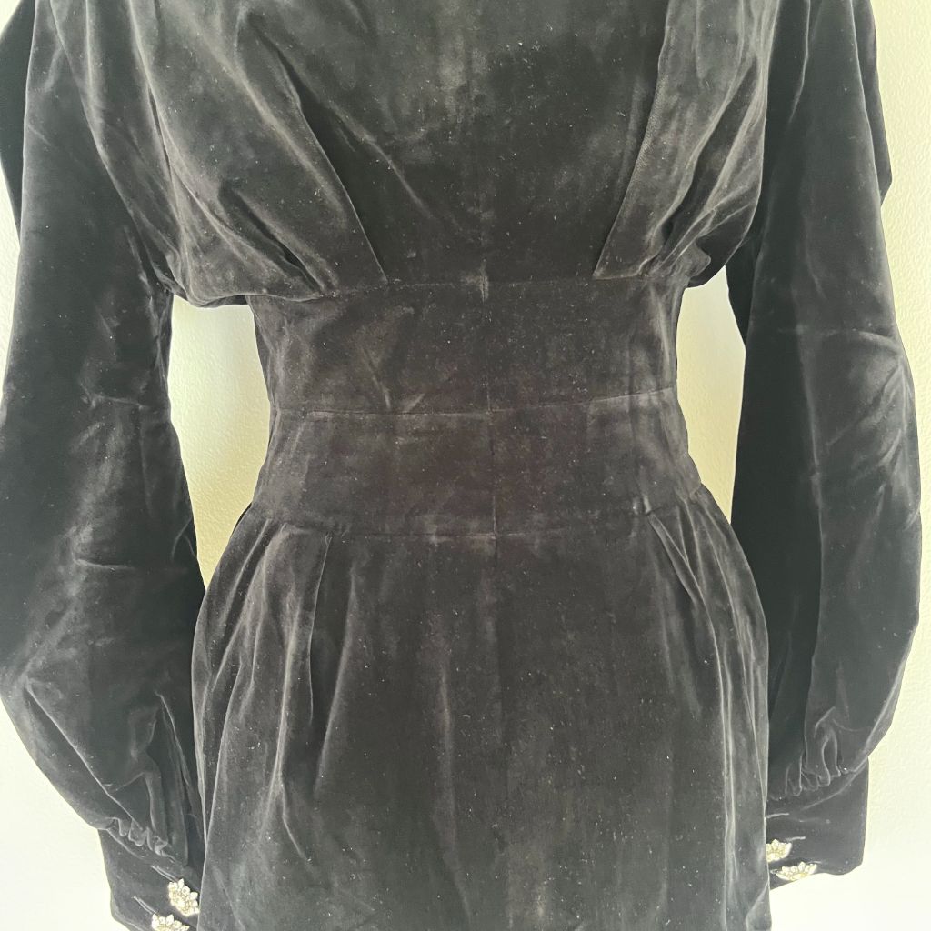 Alexandre Vauthier black velvet dress - BOPF | Business of Preloved Fashion Alexandre Vauthier black velvet dress - BOPF | Business of Preloved Fashion