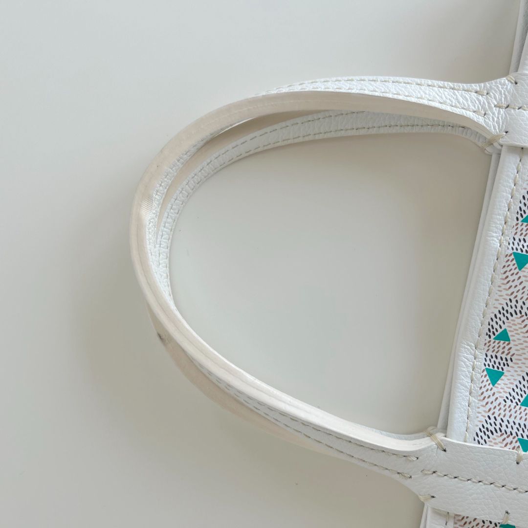 Goyard White and Blue Goyardine Canvas & Chevroches Calfskin Poitiers Claire-Voie Bag