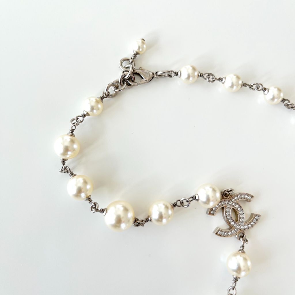 Chanel pearl and CC long classic necklace - BOPF