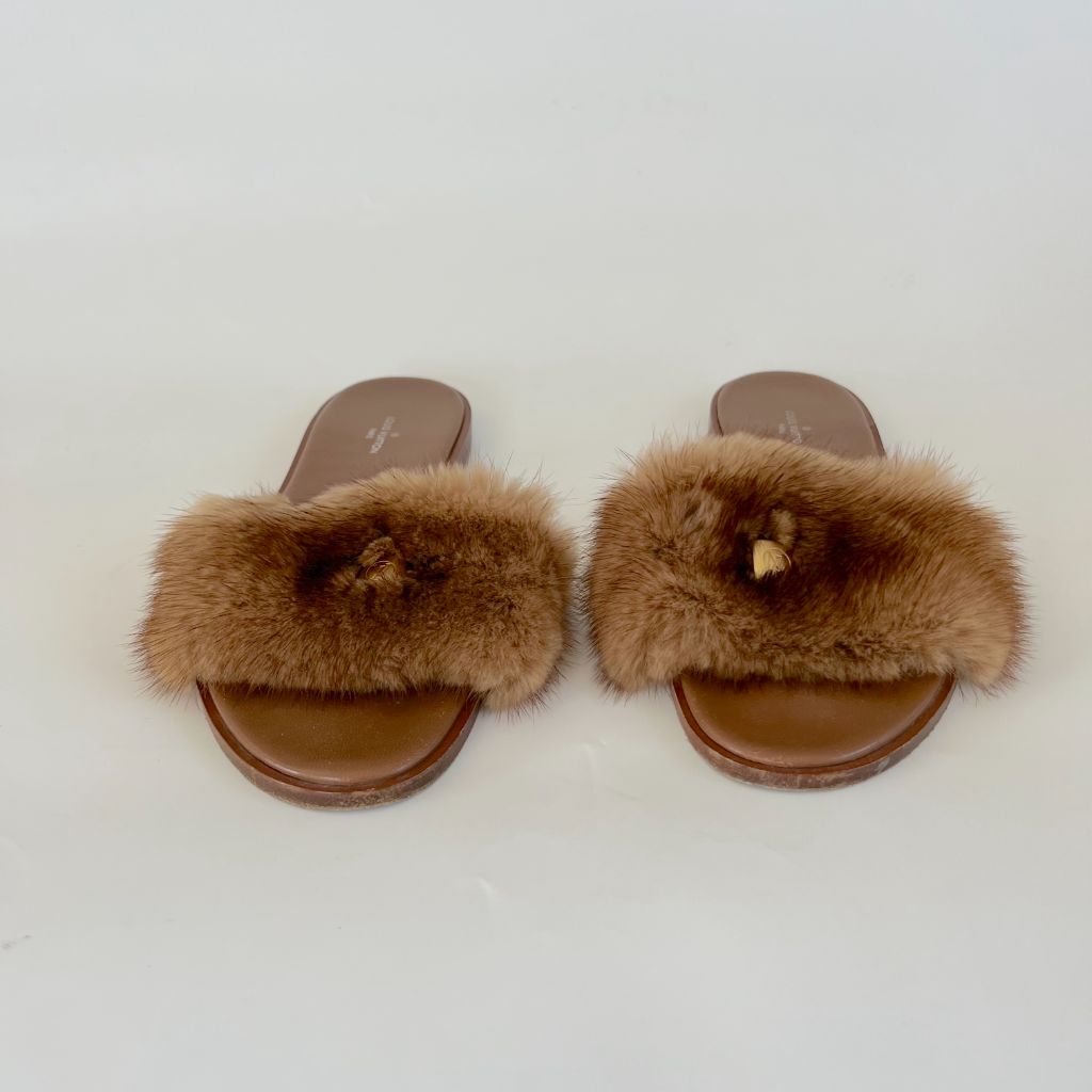 Louis Vuitton Brown Mink Fur Lock It Flat Slides, Luxury, Boycapel  Vintage